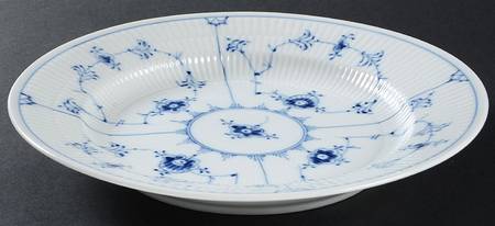 Blue Fluted Plain (No Trim) Dinner Plate