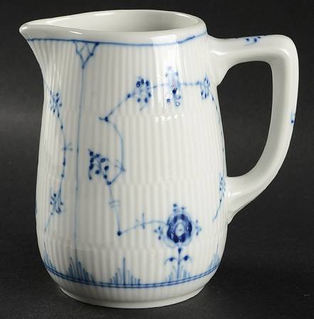 Blue Fluted Plain (No Trim) 20 Oz Pitcher