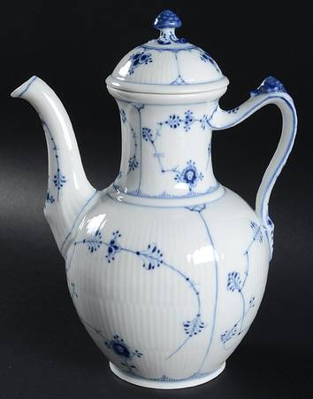 Blue Fluted Plain (No Trim) Coffee Pot & Lid