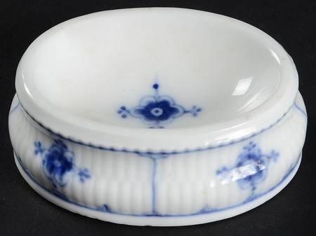 Blue Fluted Plain (No Trim) Salt Dip