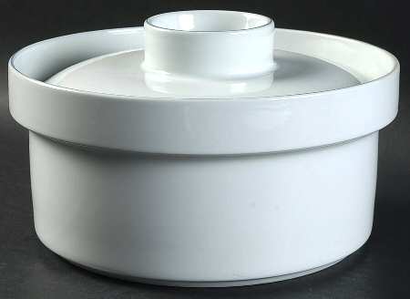 Blue Line Round Covered Vegetable