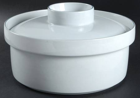 Blue Line Round Covered Vegetable
