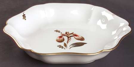 Brown Iris Cake Plate