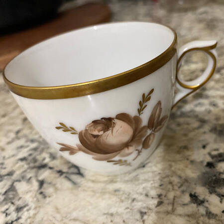 Brown Rose Flat Cup