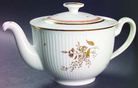 Clarissa Teapot & Lid