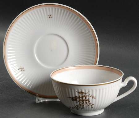 Clarissa Flat Cup & Saucer Set