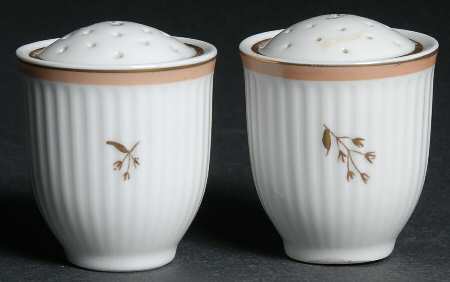 Clarissa Salt & Pepper Set