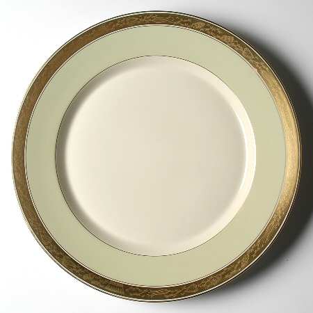 Dagmar 13" Chop Plate (Round Platter)