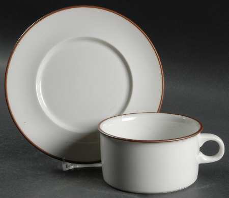 Domino Flat Cup & Saucer Set