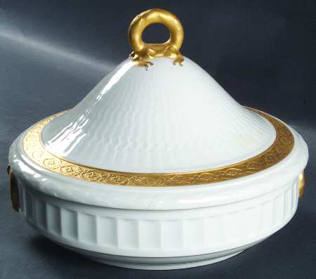 Fan Service Gold Round Covered Vegetable