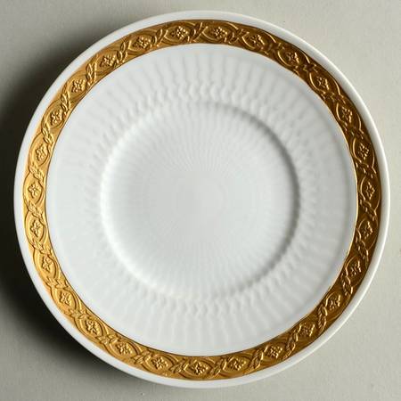 Fan Service Gold Bread & Butter Plate