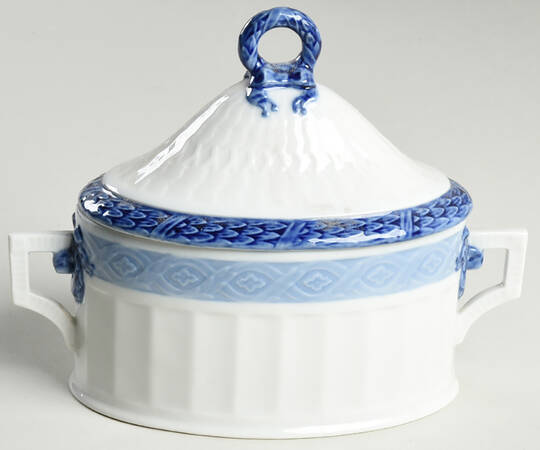 Fan Service Blue Sugar Bowl & Lid