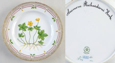 Flora Danica (1961 To Current) Dinner Plate-Anemone Richardson Hook.