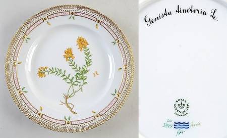 Flora Danica (1961 To Current) Dinner Plate-Genista Ainctoria L.
