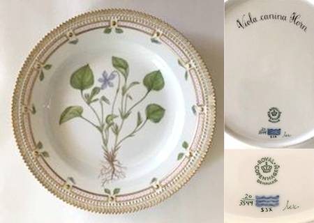 Flora Danica (1961 To Current) Dinner Plate-Viola canina L