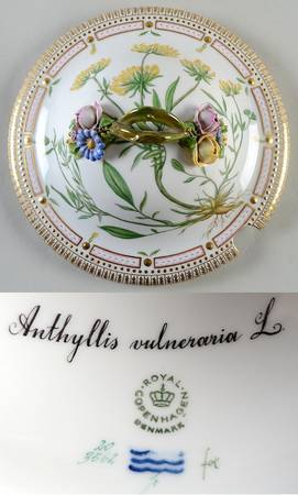 Flora Danica (1961 To Current) Lid for 3 Qt Tureen-Anthyllis vulneraria L.
