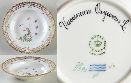 Flora Danica (1961 To Current) Rim Fruit/Soup Bowl-Vaccinium oxycoccus L