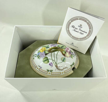 Flora Danica (1961 To Current) Lid for Large Sugar Bowl-Viola uliginosa Schrad