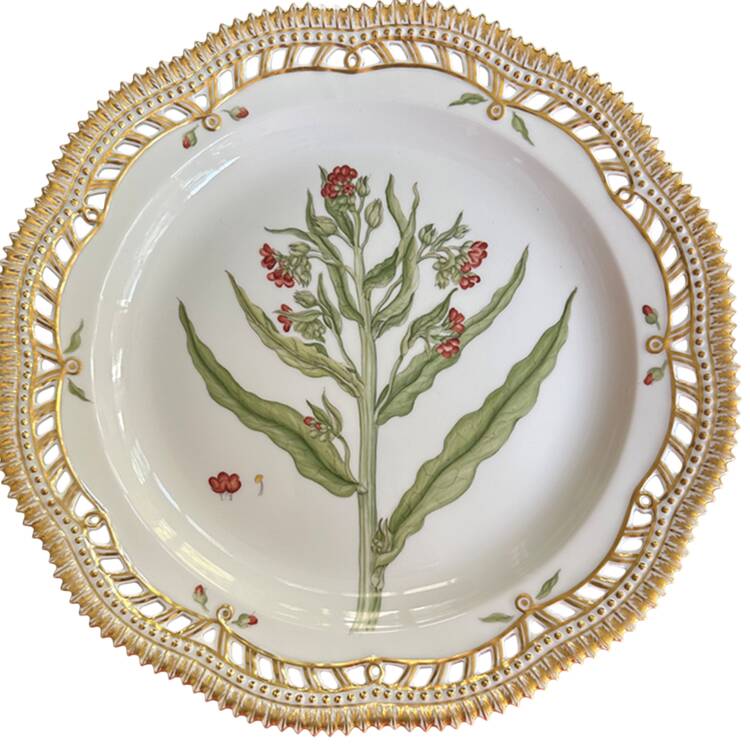 Flora Danica (1961 To Current) 10" Round Pierced Platter-Cynaglassum afficinale L
