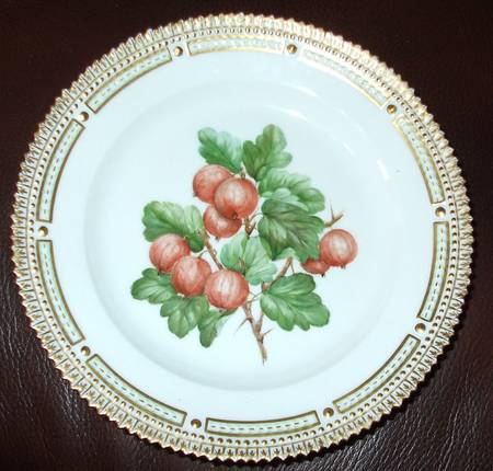 Flora Danica (1961 To Current) Salad/Fruit Plate/Gooseberry