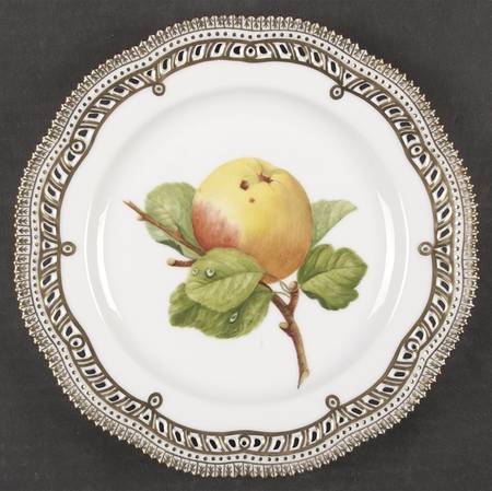 Flora Danica (1961 To Current) Fruit Service Luncheon Plate by Royal Copenhagen