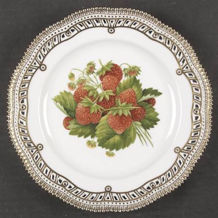 Flora Danica (1961 To Current) Fruit Service Luncheon Plate