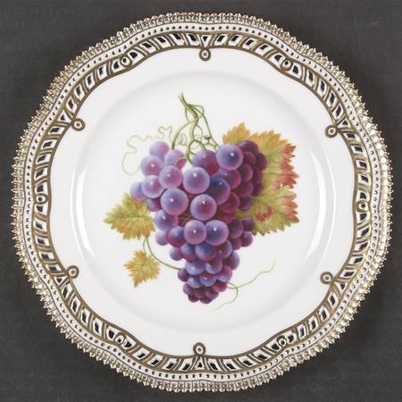 Flora Danica (1961 To Current) Fruit Service Luncheon Plate