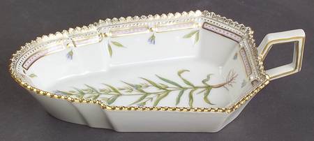 Flora Danica (1961 To Current) 7" Pickle/Accent Dish