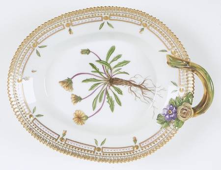 Flora Danica (1961 To Current) 8" Oval Handled Pickle/Accent-Taraxacum phymatocar