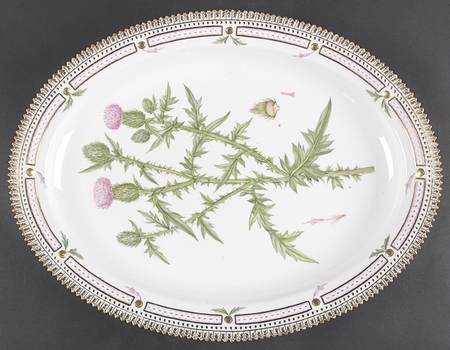 Flora Danica (1961 To Current) 17" Oval Serving Platter