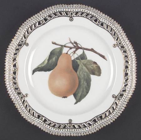 Flora Danica (1961 To Current) Fruit Service Plate