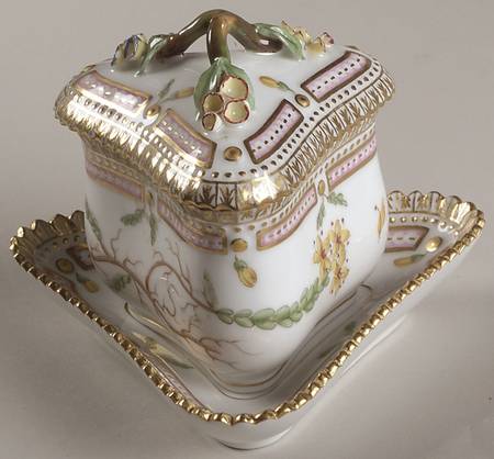 Flora Danica (1961 To Current) Triangular Custard Cup, Saucer & Lid-Sedum acre L