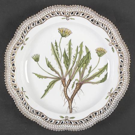 Flora Danica (1961 To Current) 11" Round Platter w/Pierced Edge