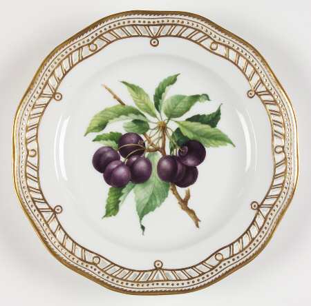 Flora Danica (1961 To Current) Fruit Service Plate