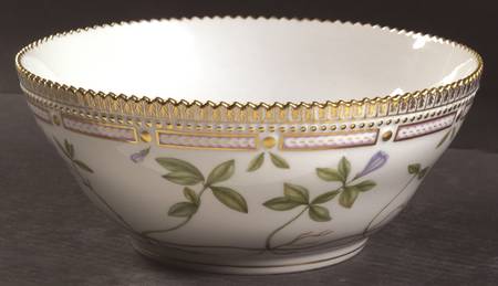 Flora Danica (1961 To Current) 9" Tapered Salad Serving Bowl