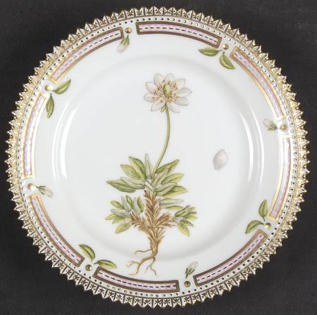 Flora Danica (1961 To Current) Bread & Butter Plate-Dryas integrifolia Vahl