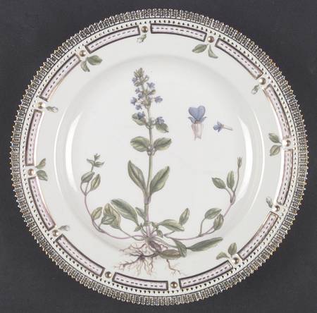Flora Danica (1961 To Current) Dinner Plate