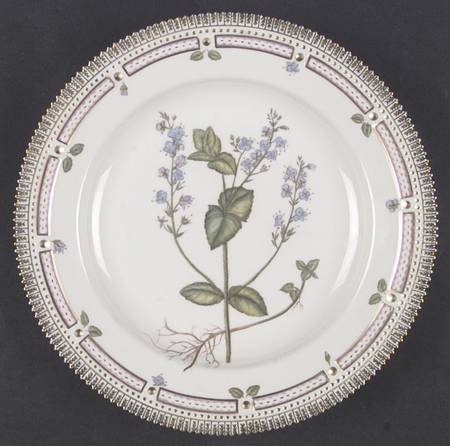 Flora Danica (1961 To Current) Dinner Plate