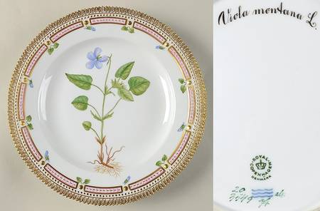 Flora Danica (1961 To Current) Dinner Plate-Viola montana L.