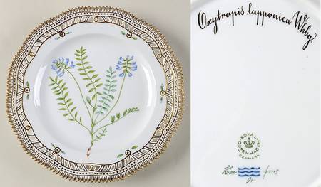 Flora Danica (1961 To Current) 9" Pierced Luncheon Plate/Fruit Std-Oxytropis lapp