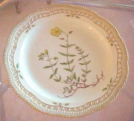Flora Danica (1961 To Current) 10" Round Pierced Platter-Helianthemum vulgare L