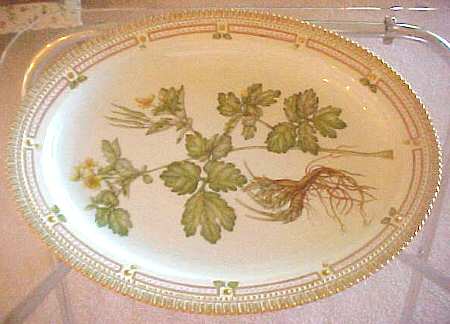Flora Danica (1961 To Current) 15" Oval Serving Platter-Chelidonium majus L