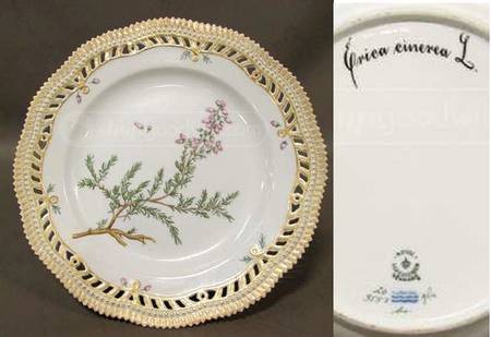 Flora Danica (1961 To Current) 10" Pierced Dinner Plate/Fruit Std-Erica Cinereal
