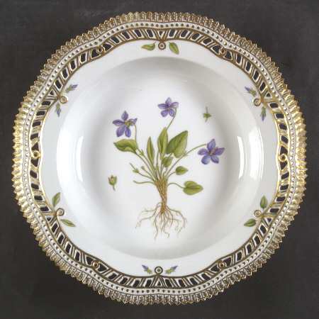 Flora Danica (1961 To Current) Pierced Large Rim Soup Bowl