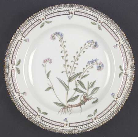 Flora Danica (1961 To Current) Dinner Plate