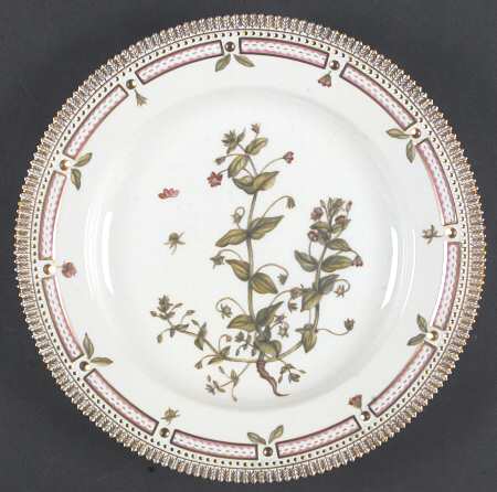 Flora Danica (1961 To Current) Dinner Plate