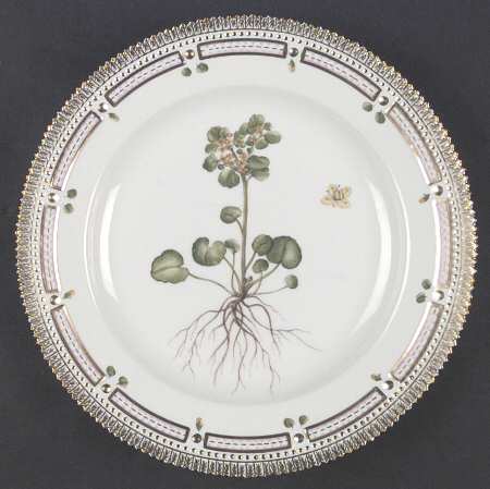 Flora Danica (1961 To Current) Dinner Plate