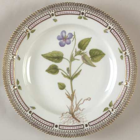 Flora Danica (1961 To Current) Dinner Plate-Viola montana L