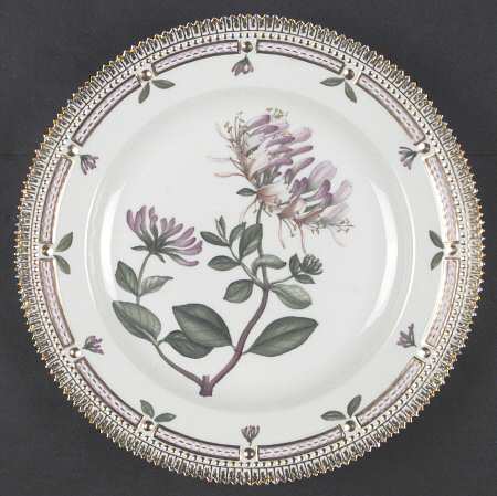 Flora Danica (1961 To Current) Dinner Plate