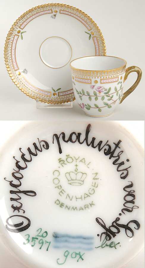 Flora Danica (1961 To Current) Flat Cup & Saucer-Oxycoccus palustris var Lge